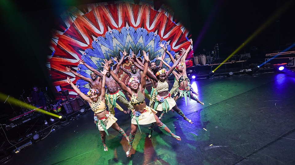 AFRIKA AFRIKA 2018. Eröffnungstanz. Foto: Nilz Boehme