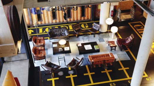 25h-HafenCity-Lobby