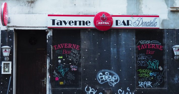 Die Donatella Taverne in der Schmuckstraße St. Pauli ist als Transsexuellenstrich bekannt. Foto: Sophia Herzog