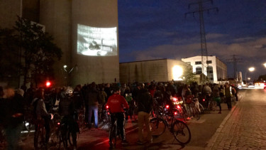 a-wall-is-a-screen-by-bike-c-a-wall-is-a-screen