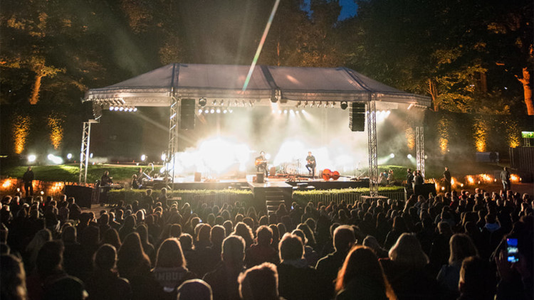 Hamburgs Klassiker Stadtpark Open Air Szene Hamburg