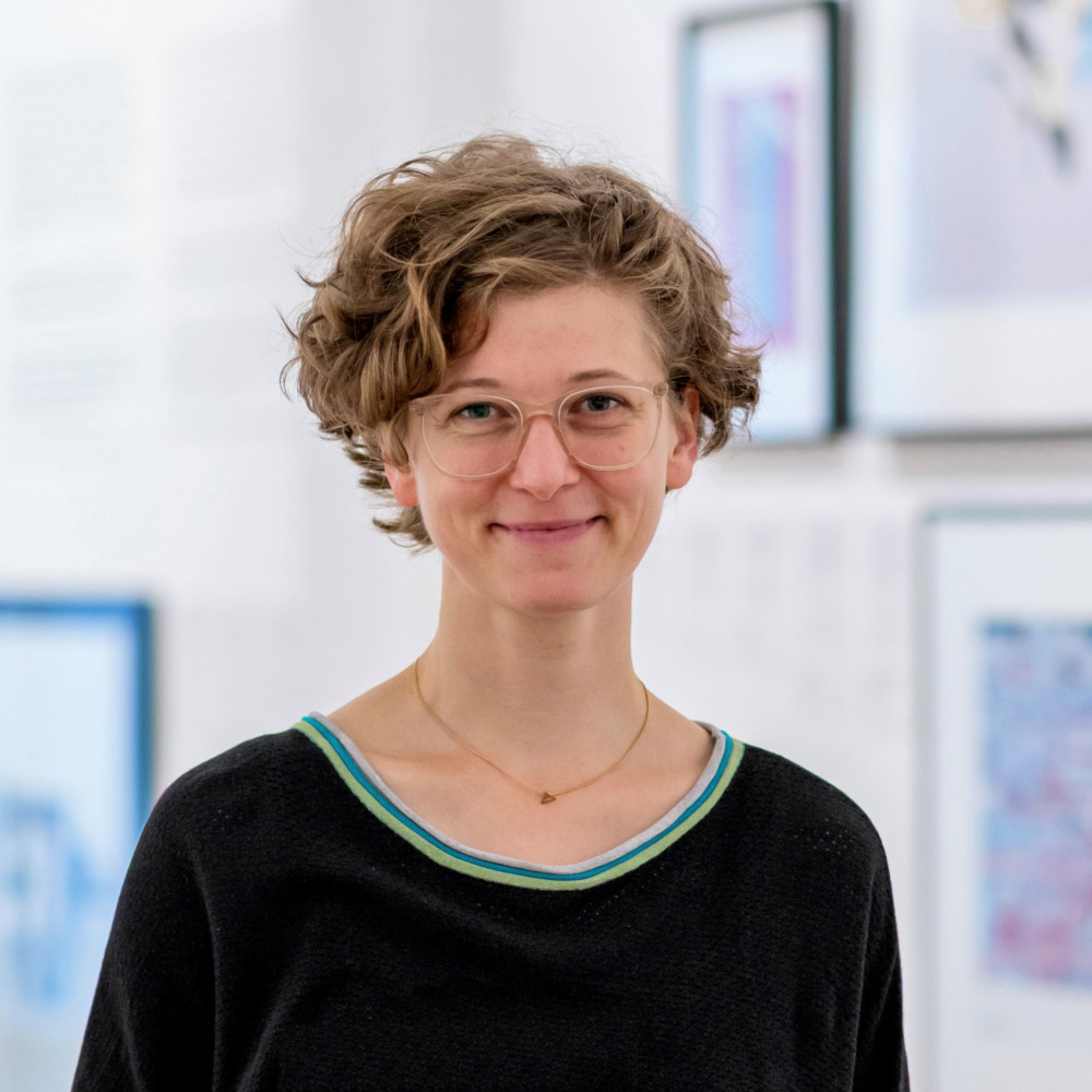 Julia Meer, Leiterin der Sammlung Grafik und Plakat im Museum für Kunst und Gewerbe