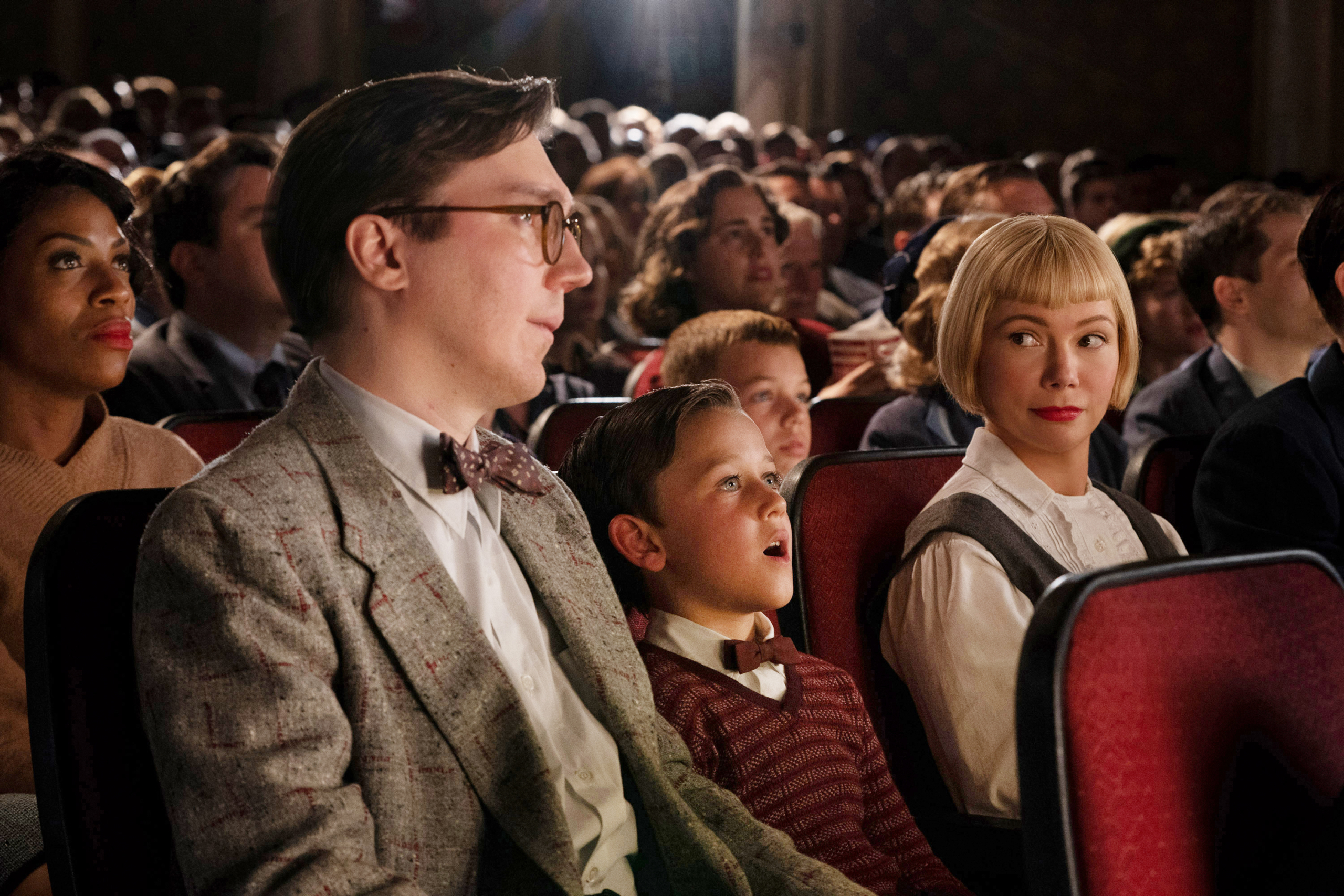 Der erste Kinobesuch wird für den kleinen Sammy (Mateo Zoryan Francis-DeFord) zum Erweckungserlebnis (©Storyteller Distribution Co./Universal Pictures)