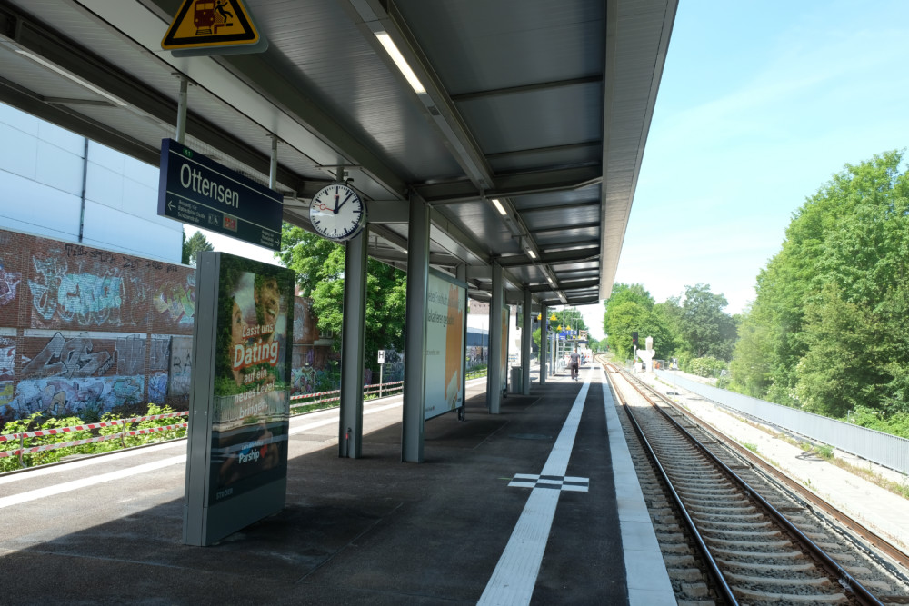 Der Bahnhof ist modern und barrierefrei gestaltet worden (©Johanna Sprave) 