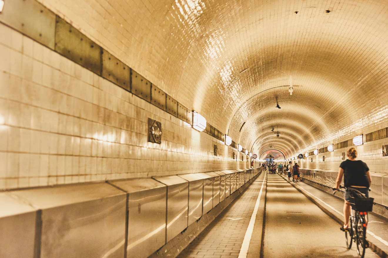 Elbtunnel Zu Fuss