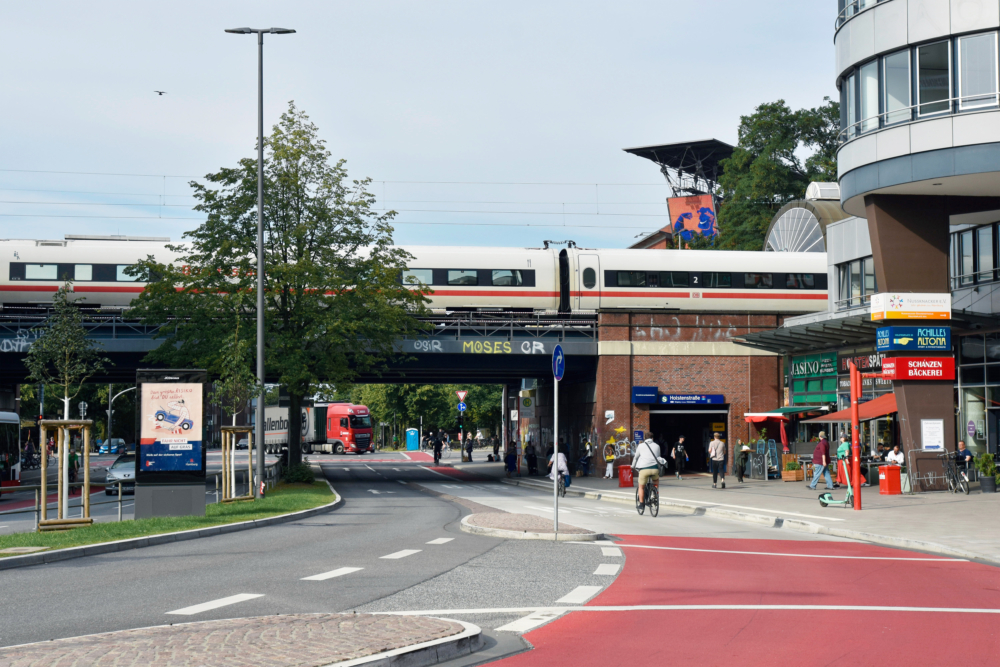 S-Bahnhof Holstenstraße