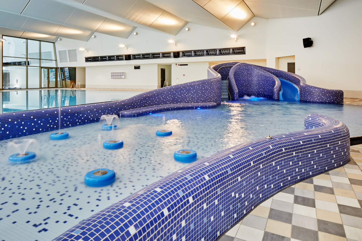 10 der schönsten Schwimmbäder in Hamburg