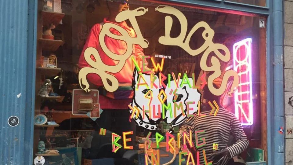 Schaufenster Vintage Store "Hot Dogs"