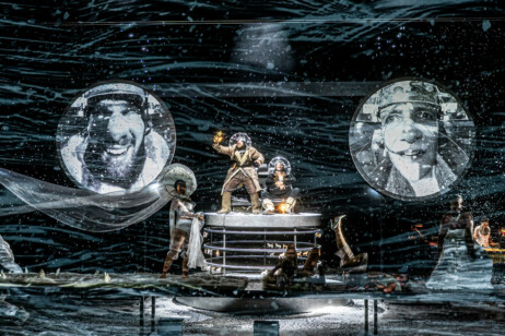 Bühnenbild von der Schneesturm