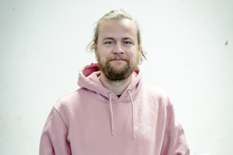 Studierte an der HfbK Hamburg Filmregie: Eike Weinreich