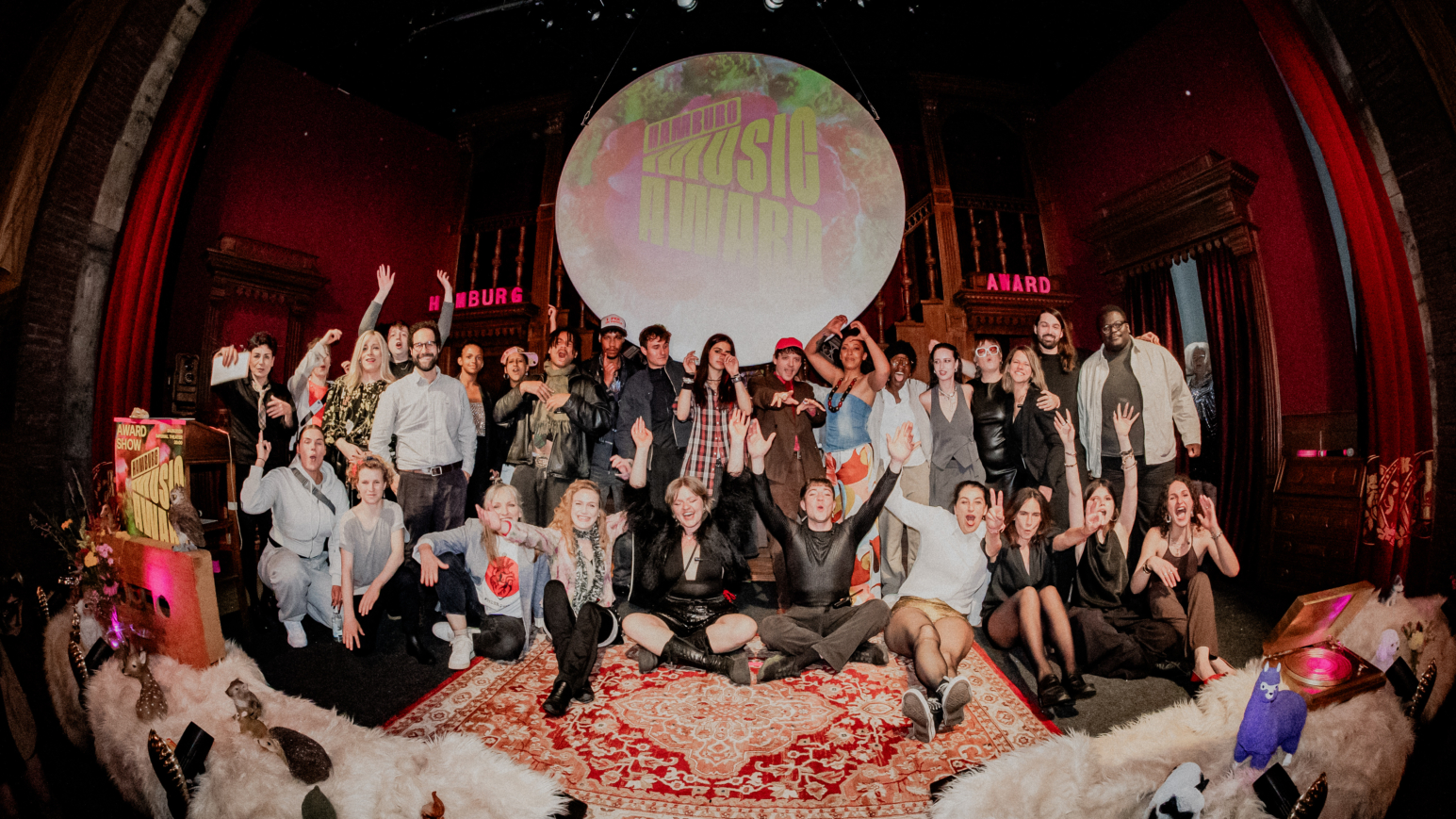 Krach+Getöse, RockCity Hamburg e. V. und die Haspa Musik Stiftung bei der Award-Verleihung