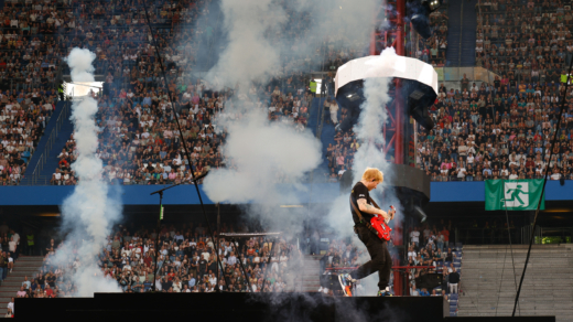  Mit Gitarre und Loopstation begeisterte Ed Sheeran jeweils 60.000 Fans an drei Abenden