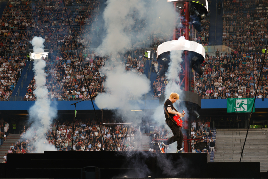  Mit Gitarre und Loopstation begeisterte Ed Sheeran jeweils 60.000 Fans an drei Abenden
