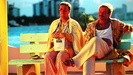 2 Personen auf einer Bank - aus dem Film The Birdcage