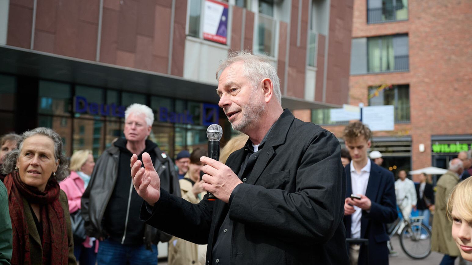 Thomas Hampel bei der Eröffnung der Open Art