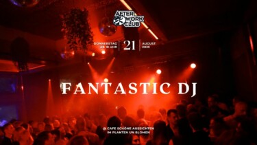Leuchtschrift 'FANTASTIC DJ' über einer tanzenden Menschenmenge in einem Club mit roter Beleuchtung