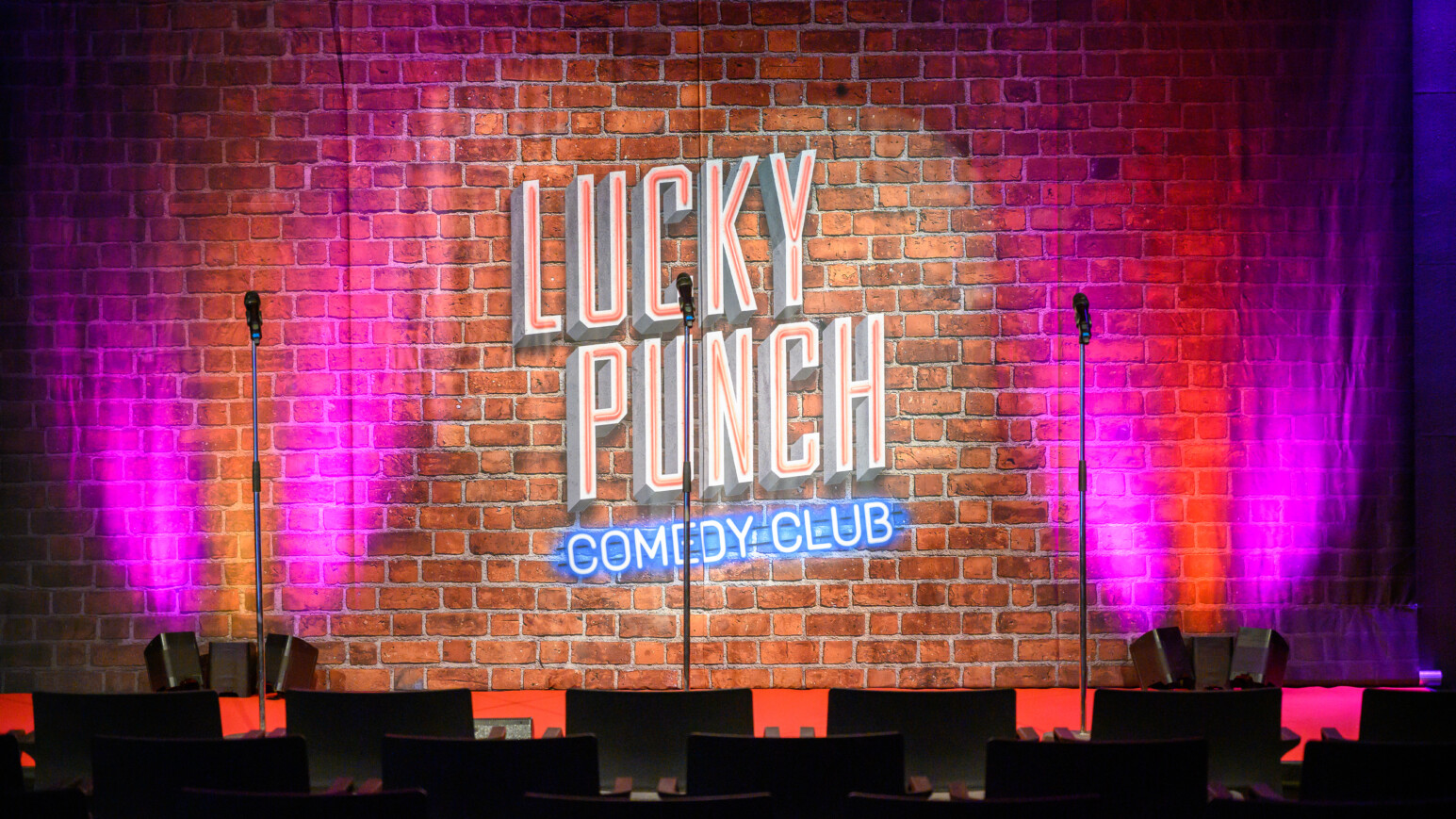 Bild von der Bühne vom Lucky Punch