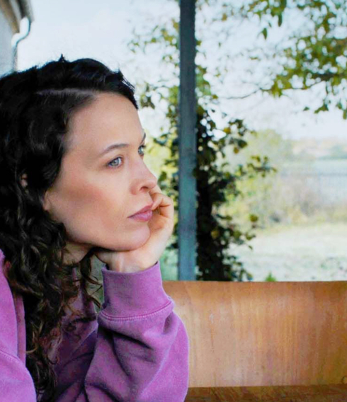 „Laura“ gespielt von Paula Beer