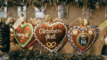 Dirndl und Lederhosen können auch in Hamburg wieder ausgepackt werden: Die Oktoberfestsaison beginnt