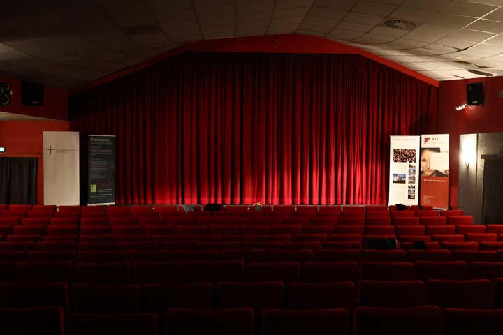 Der Kinosaal der Langen Nacht des Menschenrechts-Films 2023 im Abaton Kino
