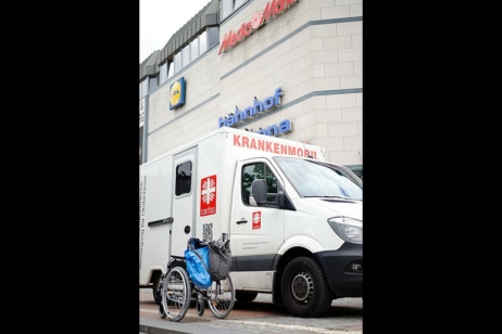 Das Krankenmobil der Caritas bietet seit zwei Jahrzehnten medizinische Hilfe für wohnungslose Menschen in Hamburg