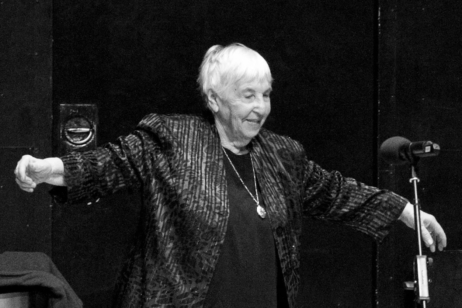 „A Song for Esther“: eine musikalische Erinnerung an die Auschwitz-Überlebende und Friedensaktivistin Esther Bejarano