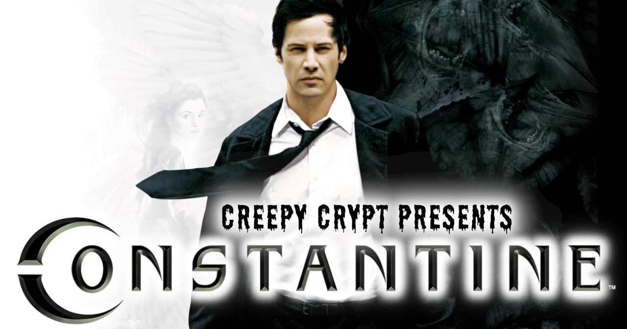 Mann in schwarzem Mantel und weißem Hemd mit schwarzer Krawatte, im Hintergrund Engel mit Flügeln links und dunkle Kreatur rechts, Text 'Creepy Crypt Presents CONSTANTINE'.