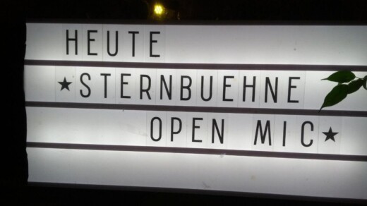 Leuchtschrift Heute Sternbühne - Open Mic