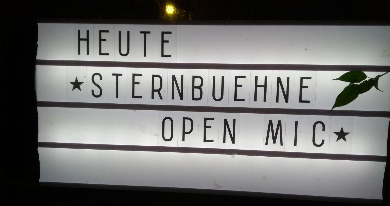 Leuchtschrift Heute Sternbühne - Open Mic