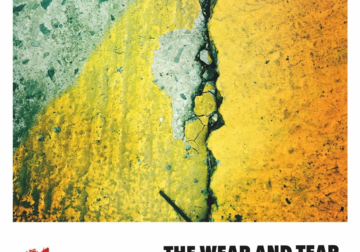 Illustration the wear and tear