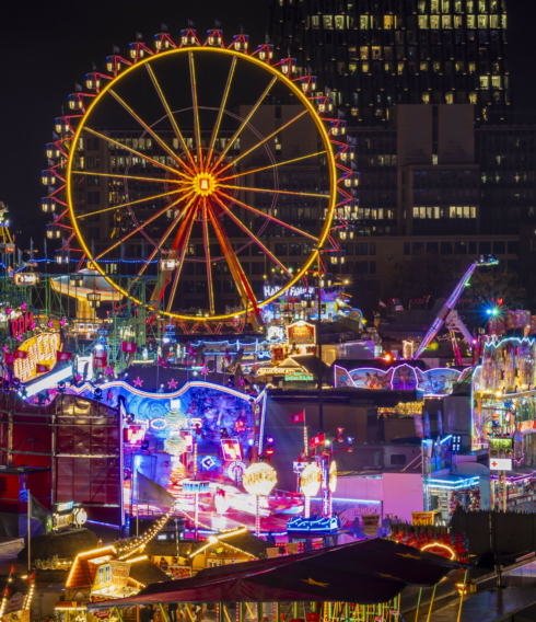 Schon 2024 begeisterte der Winterdom mit einem beeindruckenden Lichterspektakel und auch in diesem Jahr zählt er wieder zu den Highlights im November 