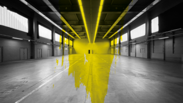 Das ehemalige Paketverteilzentrum an der Kaltenkirchener Straße wird Ende November zum Ort für Kunst: Der altonale Kunstherbst zeigt hier am 29. und 30. November Kunst von jungen Künstlerinnen und Künstlern