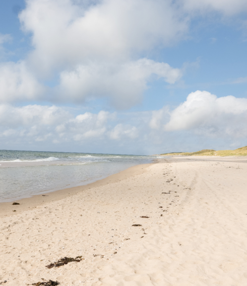 Der breite Sandstrand auf Sylt ist einfach bilderbuchhaft