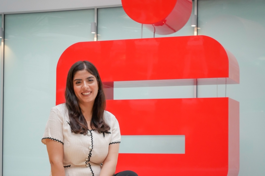 Beratung in der Filiale, Hilfe auf der Straße: Rajika Nagpal engagiert sich für hilfsbedürftige Menschen – unterstützt von der Haspa