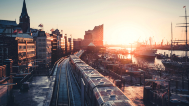 Das Hamburg-Gefühl: Es ist ein Spaziergang an der Elbe, eine Party in der Schanze, ein Morgen auf dem Fischmarkt, ein Samstag im Stadion und vieles mehr