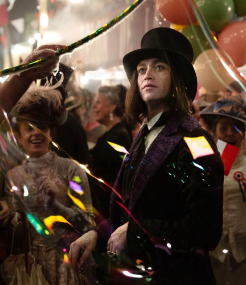 Ziemlich blutleer: Caleb Landry Jones als Dracula