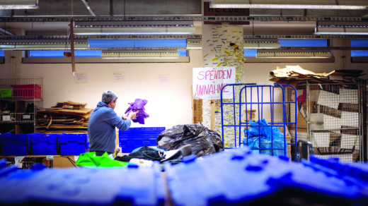 Draußen wird es kalt. Für 3000 obdachlose Menschen in Hamburg deswegen besonders ungemütlich und gefährlich. Spenden kann man unter anderem an den Verein Hanseatic Help