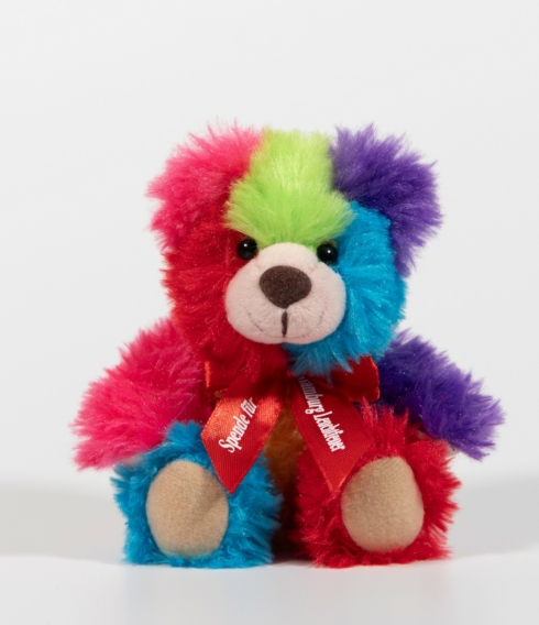 Das ist das farbenfrohe Design des diesjährigen Leuchtfeuer-Teddys