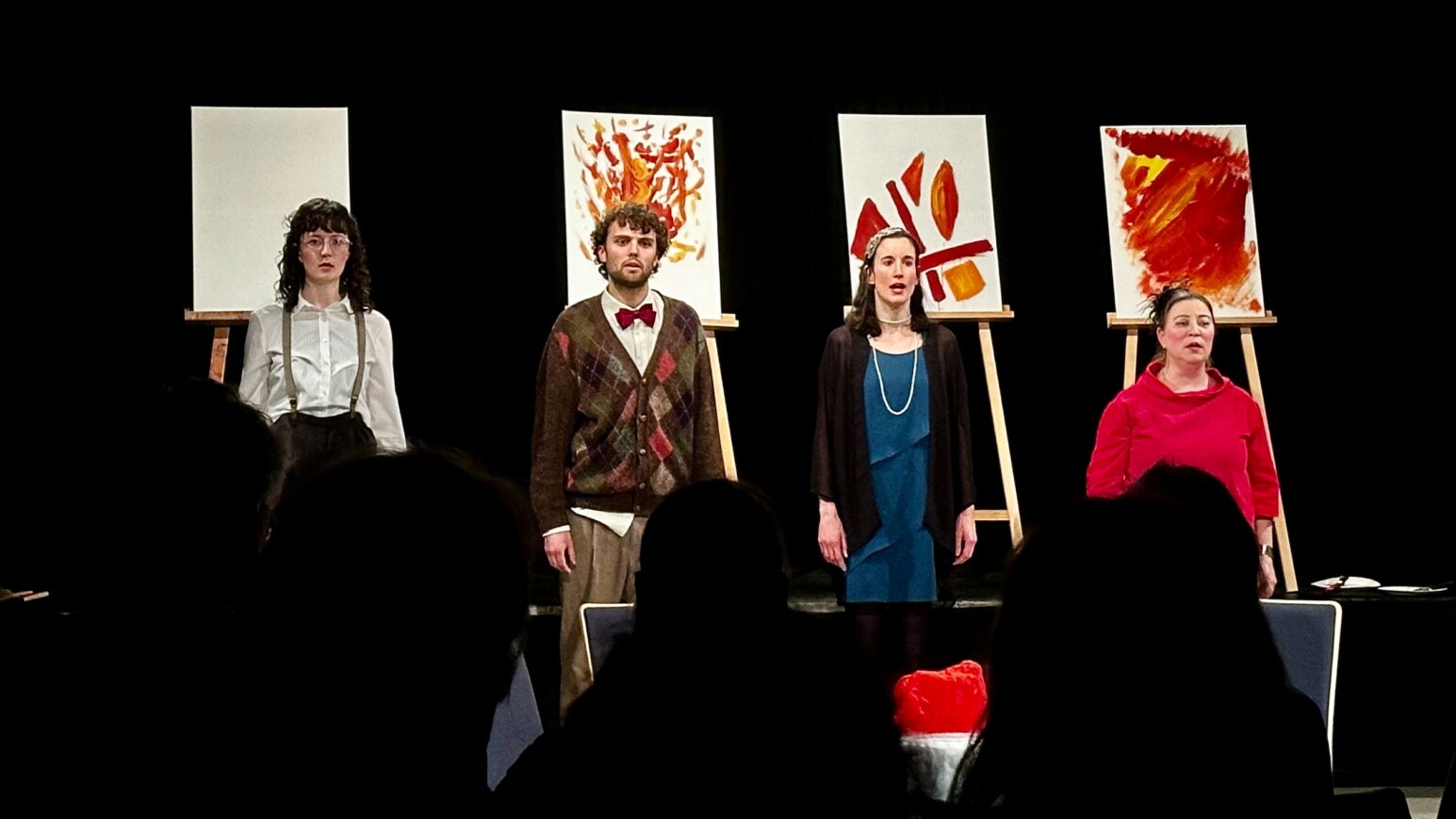 Ein Bild von der Erstaufführung im März von "STOPP! Deine Kunst ist verboten"