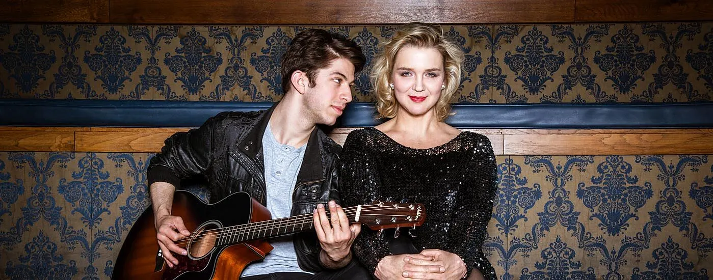 Frau Schirmer und Delio sind: Cocodello