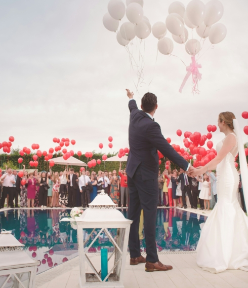 Es gibt viele Möglichkeiten die Hochzeitsfeier durch tolle Programmhighlights zu bereichern.