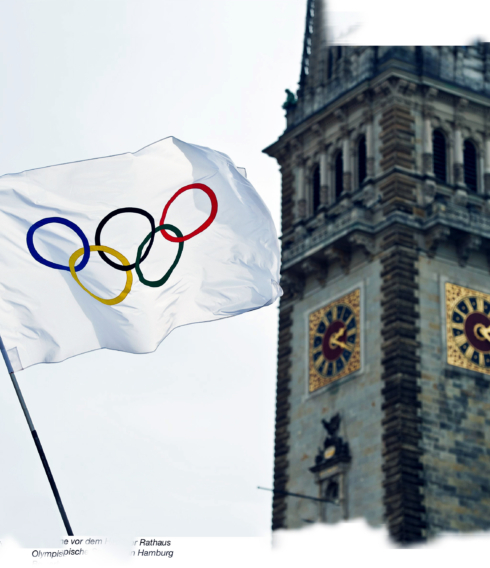 Die olympische Fahne vor dem Hamburger Rathaus vielleicht 2027?