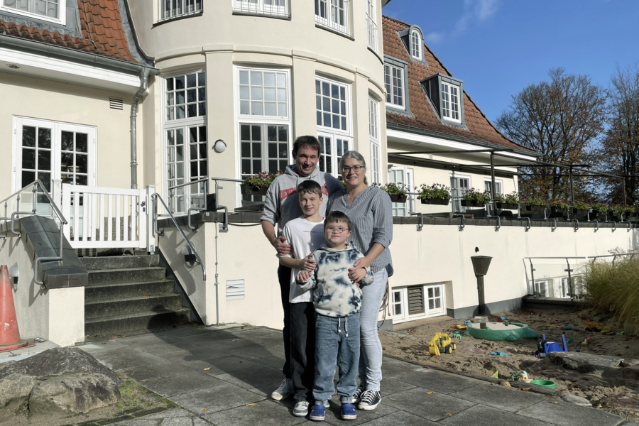  Familie Rueß aus Baden-Württemberg: Kathrin und Christian Rueß mit ihren Kindern Erik (v. M.) und Toni