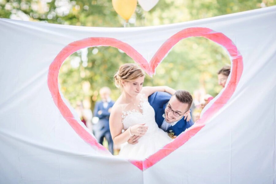 Hochzeit im Hamburger Süden: Auf dem Gut Bardenhagen feiert man im Herzen der Lüneburger Heide / ©Oliver und Nicole Fotografie