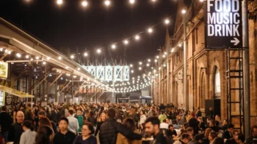 Flohmarkt und Streetfood in der Gleishalle Oberhafen