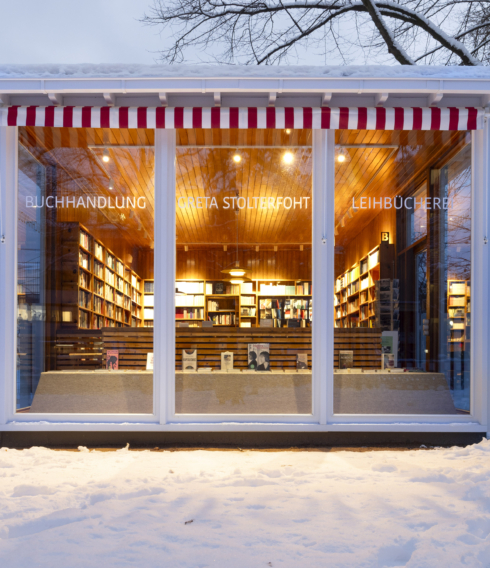 Wie im Bilderbuch. Die Bücherstube erstrahlt im neuen Glanz (©Andreas Weiss)