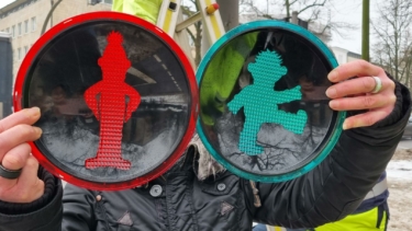 So sehen sie aus, die Sesamstraßen-Ampelmännchen an zwei Hamburger Kreuzungen