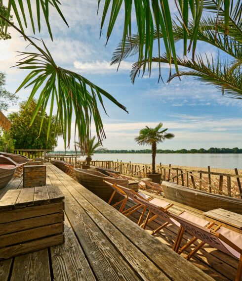Eine Eventlocation direkt am Wasser: Das 28Grad Strandbad in Wedel / ©Goodlife Group