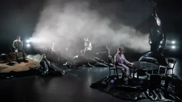 Verwandlung von Burhan Qurbani im Thalia Gaußstraße