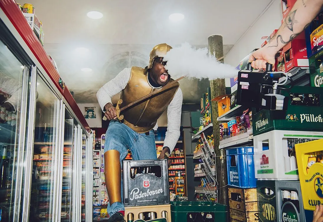 Der Drache im Ernst-Deutsch-Theater